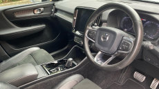 Volvo Xc40 2.0 T5 R DESIGN 5dr AWD Geartronic Petrol Estate